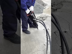 순수한 액체 폭발성 바위 망치